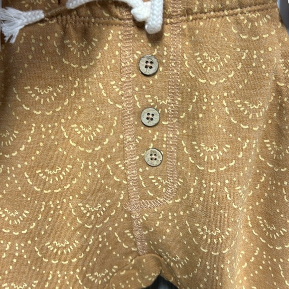 3-6M, NWT Jessica Simpson Ochre Printed Sweat Shirt/Pant Set - Picture 5 of 5